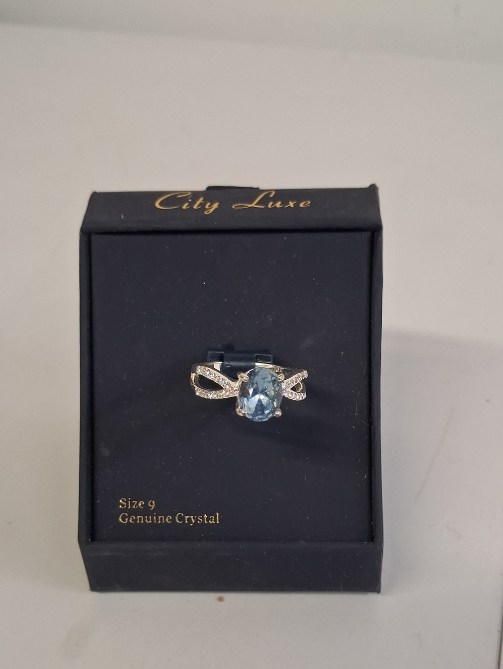 NWT City Luxe Silver Tone Aqua Oval Crystal Split Shank Ring